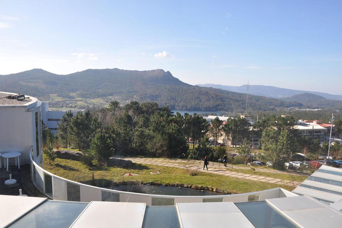 Residencia Universitaria Resa O Castro Vigo Eksteriør billede