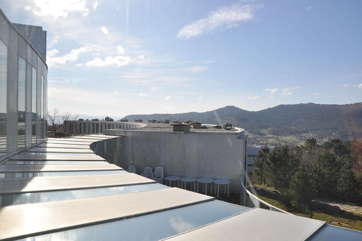 Residencia Universitaria Resa O Castro Vigo Eksteriør billede